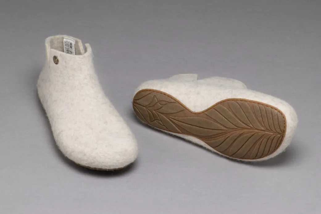Wildling Shoes Lotus