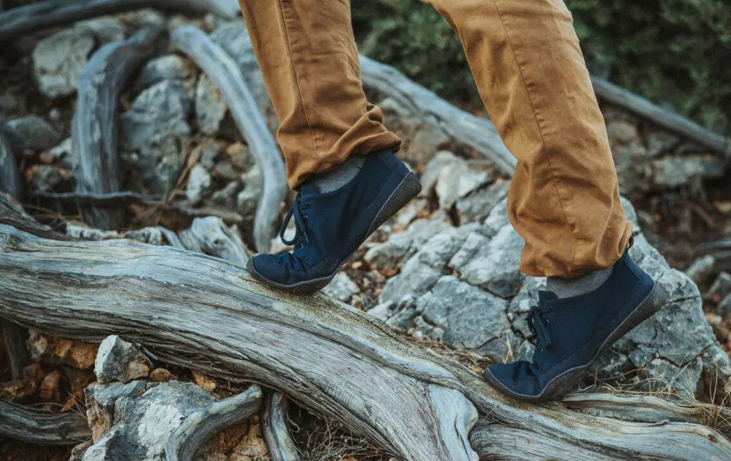 Wildling Shoes Risaik blueberry